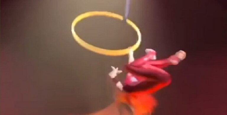 بهلوانية تسقط من ارتفاع شاهق! (فيديو)