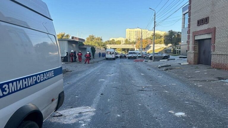 مسيرات أوكرانية تهاجم مبان سكنية وسط روسيا (صور وفيديو)