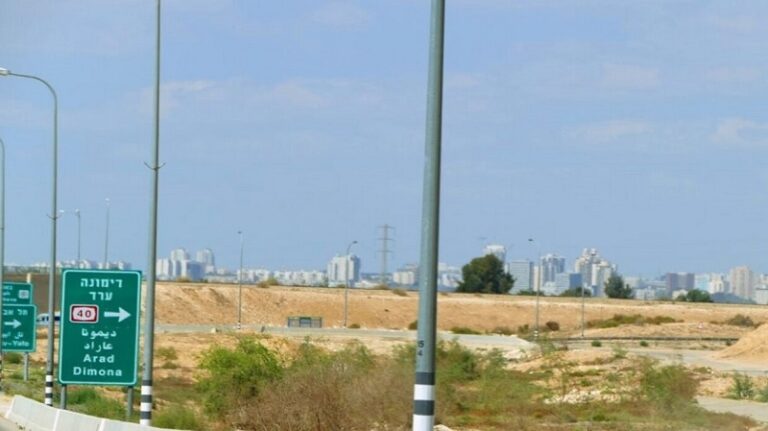 فتح الملاجئ في مستوطنات الشمال