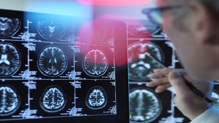 ممارسة شائعة  قد تزيد خطر الإصابة بالخرف