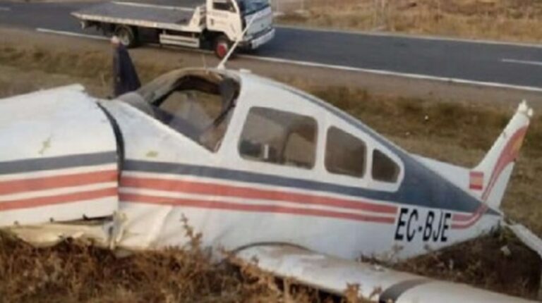 قتيل وجريح بتحطم طائرة في إسبانيا