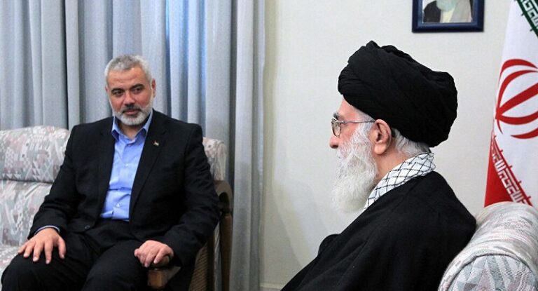 بالفيديو.. الحديث الأخير لهنية مع خامنئي