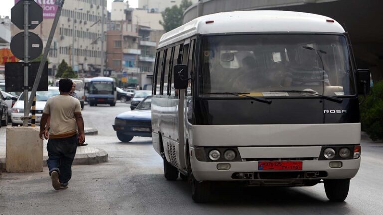 استكمال وضع حافلات النقل المشترك في الخدمة