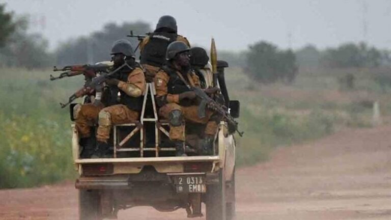سقوط 300 مسلح في هجوم بوركينا فاسو