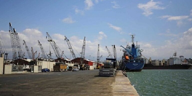 ماذا يحصل في محيط مرفأ طرابلس؟