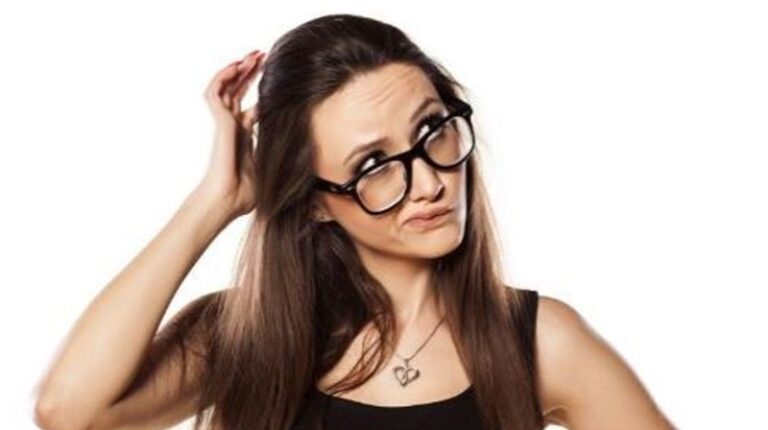 “قمع الشهية”.. بـ”حكّ الرأس” كهربائياً!