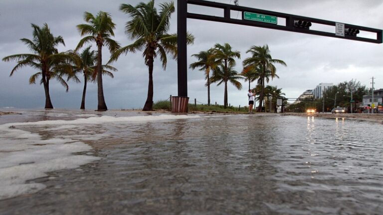 4 قتلى بالعاصفة “ديبي” في الولايات المتحدة (فيديو)