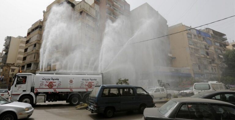 متعهّد يتحكّم ببلديّة بيروت: أنا أو تعطيل الأعمال!