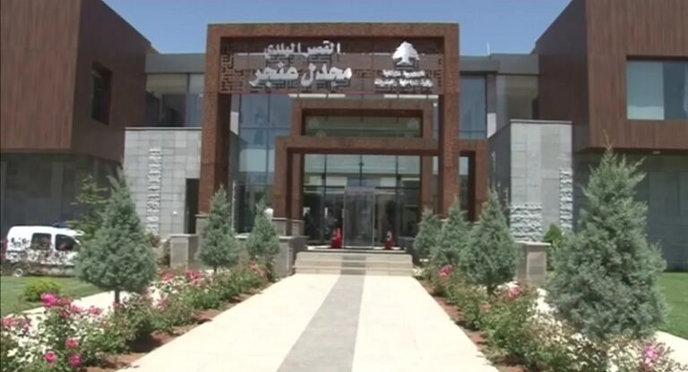 بلدية مجدل عنجر: لا علاقة لنا بتهريب السوريين