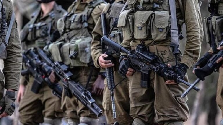 استقالة مسؤول بريطاني بسبب تصدير الأسلحة لـ”إسرائيل”