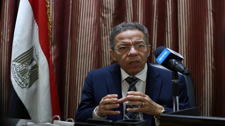 نقابة الأطباء المصريين تعلق على مشاجرة الفنان محمد فؤاد