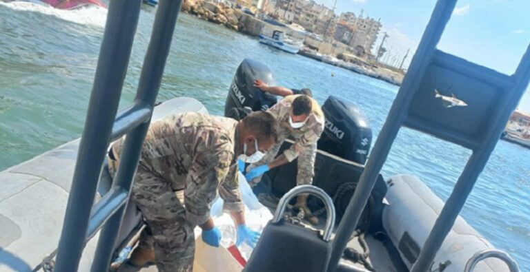 الجيش ينتشل جثة من البحر قبالة شاطئ طرابلس