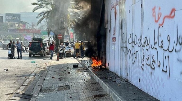 هرج ومرج في الدورة! (صور وفيديو)