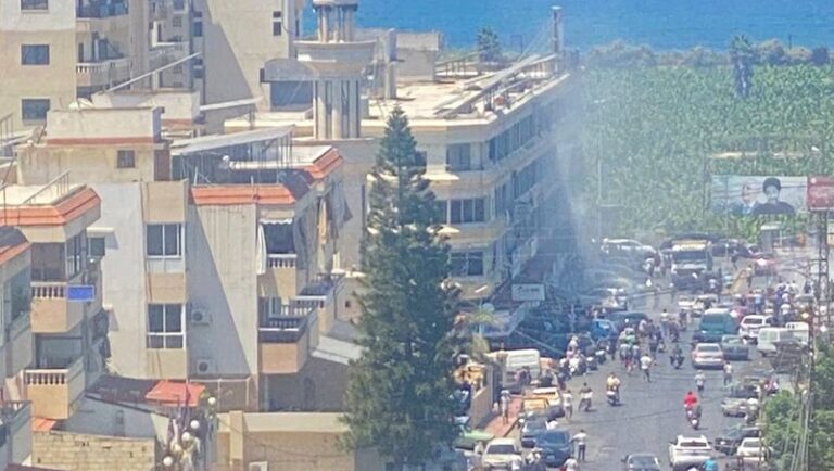 10 جرحى بالغارة على العباسية