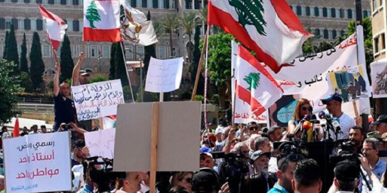 لا زيادات لموظفي القطاع العام