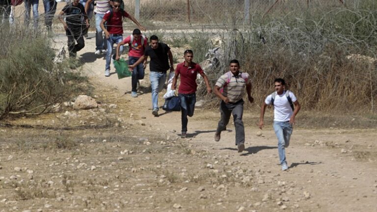 رئيس بلدية مُستقيل يهرّب سوريين إلى لبنان!