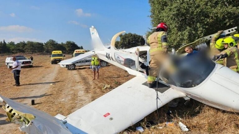 مقتل مستوطن وجرح آخر بتحطم طائرة تدريب في حيفا (فيديو)