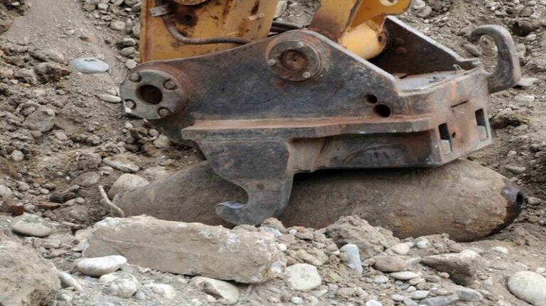 إخلاء 400 منزل لإزالة قنبلة من الحرب العالمية الثانية!