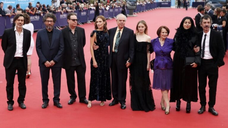 عدد كبير من النجوم في الدورة الخمسين لمهرجان “دوفيل” (صورة)