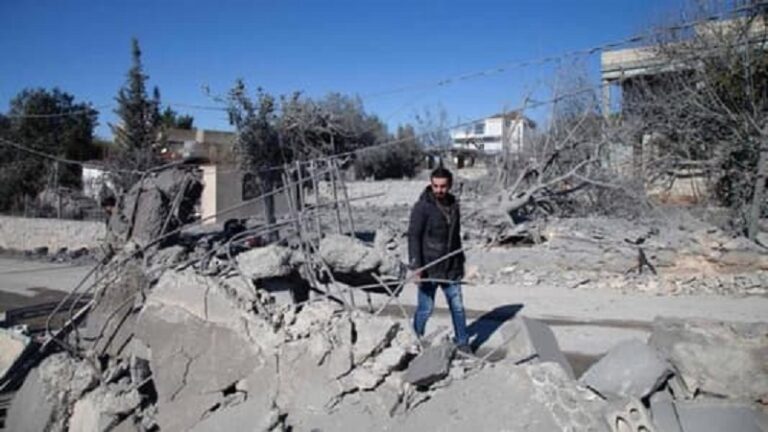 نازحو الجنوب يفتقدون وزارة الشؤون والحجار يرد: هذا ما نملكه