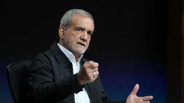 رئيس إيران يؤكد أن لبلاده “حق الرد” على “المعتدين”