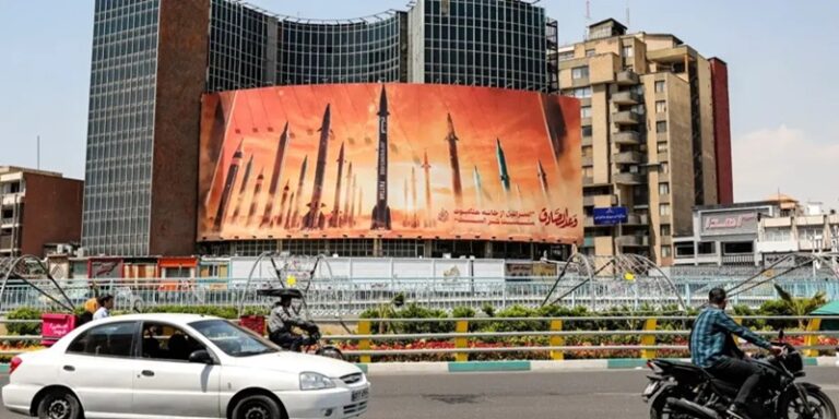 “حبس أنفاس” إسرائيلي في انتظار “الثأر”.. ونتنياهو في الملجأ!