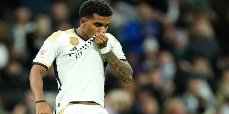 غوارديولا يحلم بضم رودريغو