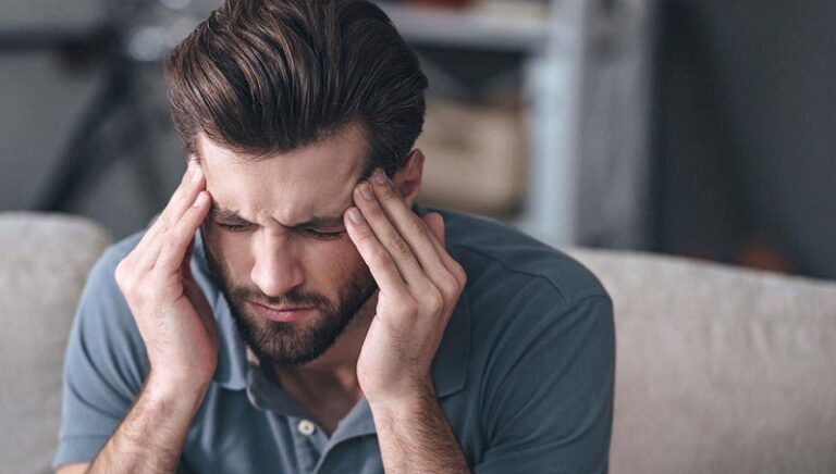 أسباب الصداع النصفي