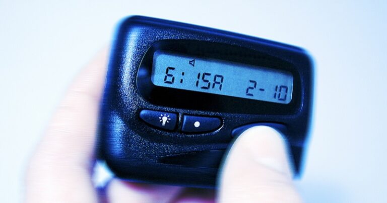 بدء المسيرة الشعبية في ذكرى انفجارات أجهزة “البيجر” (فيديو+ صورة)