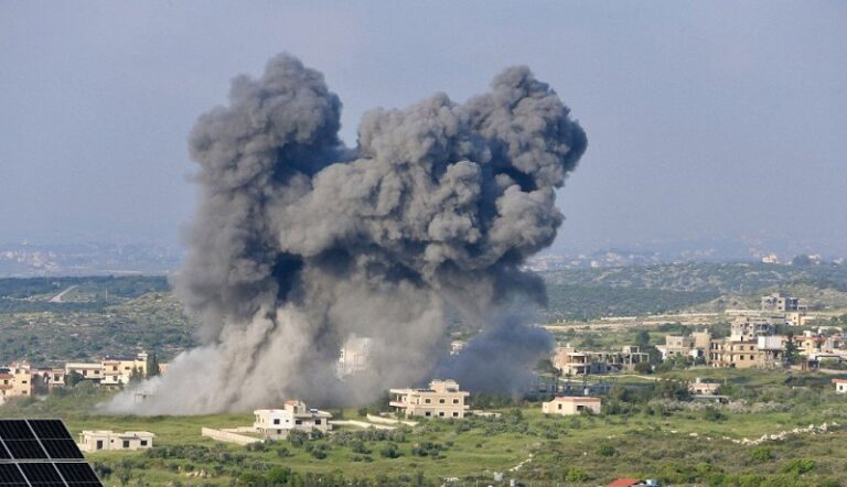 قنابل عنقودية على مرتفع جبل السدانة.. وقصف على الريحان والمحمودية ومجرى نهر الليطاني