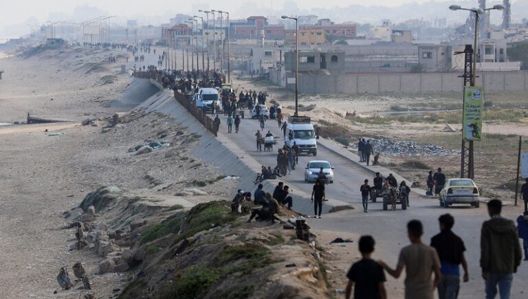 الاحتلال يوقف قافلة أممية في غزة