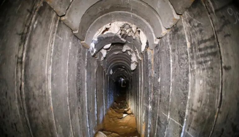 أنفاق “حماس” تظهر أن الحروب المستقبلية ستُخاض تحت الأرض