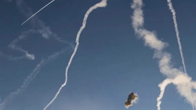 بالفيديو.. القبة الحديدية فشلت باعتراض صواريخ المقاومة في صفد