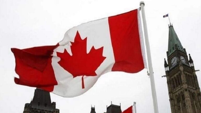 كندا تعلق بعض الرسوم الجمركية المضادة على أميركا