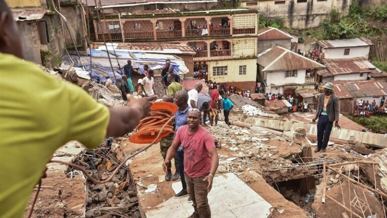 15 قتيلاً بانهيار مبنى في سيراليون