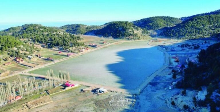 “حرب مفتوحة” حول القموعة