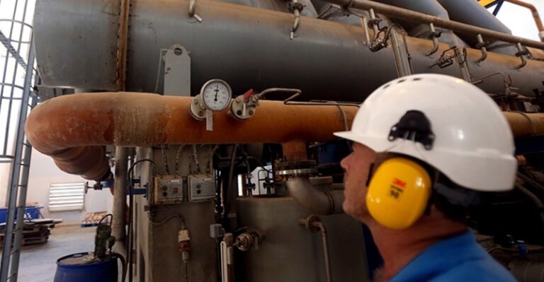 المعامل الكهرومائية تنتج أرخص كهرباء