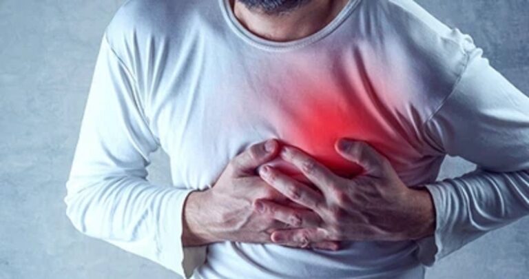 ما العلاقة بين درجات حرارة الطقس وخطر الإصابة بالنوبات القلبية؟