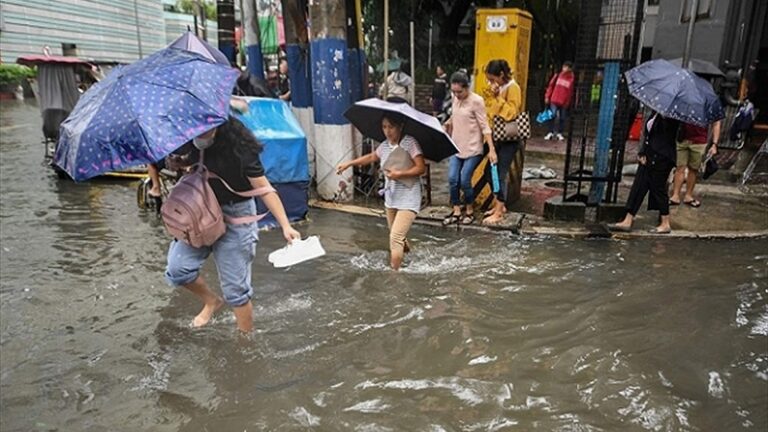 10 قتلى و33 مفقوداً بفياضانات الصين (فيديو)