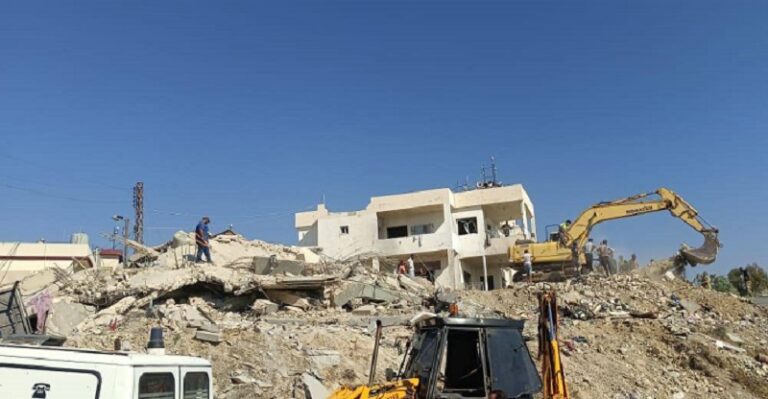 رفع علم الكيان المحتل في الوزاني