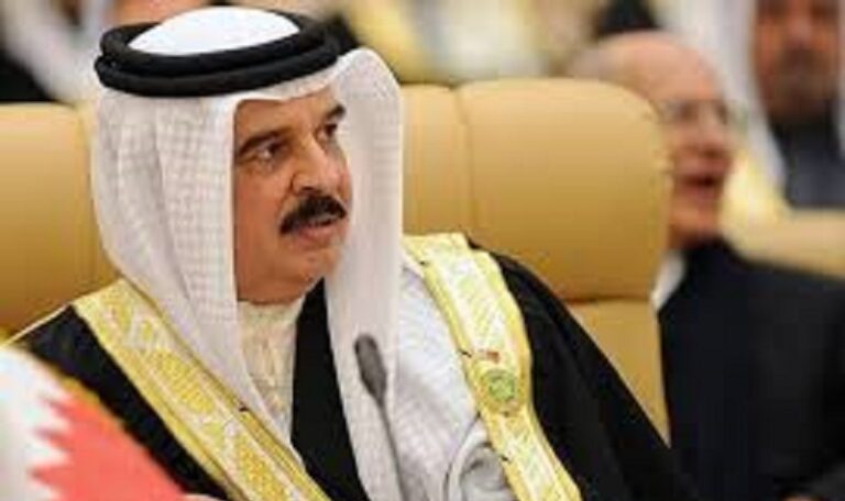 ملك البحرين يشدد على ضرورة الحفاظ على سيادة لبنان