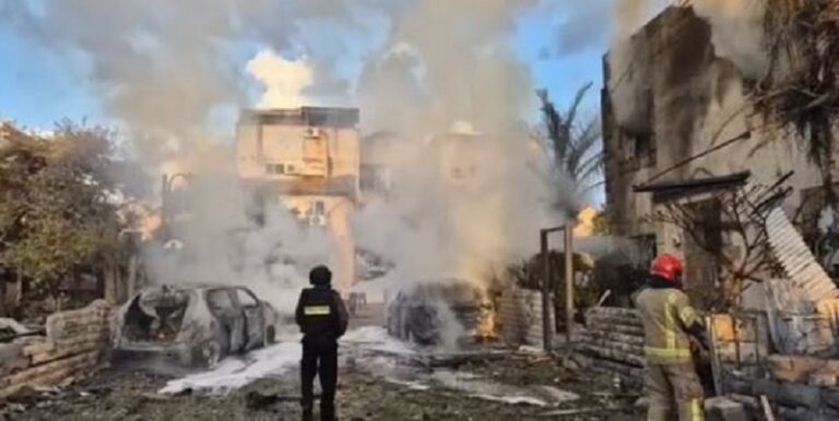 نصف مليون مستوطن هربوا إلى الملاجئ في حيفا! (فيديو)