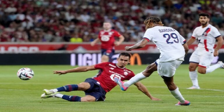 باريس سان جيرمان يهزم ليل وينفرد بصدارة الدوري الفرنسي