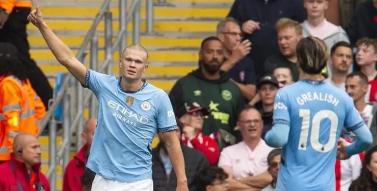 الدوري الإنكليزي لكرة القدم: ثنائية هالاند تدخله التاريخ وثلاثية لمانشستر يونايتد