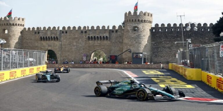 فورمولا1: بياستري يفوز بسباق باكو