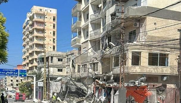 غارات على الصرفند والحوش وفرون