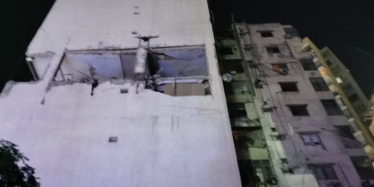 قطع الطريق بإتجاه الكولا بعد العثور على صاروخ لم ينفجر