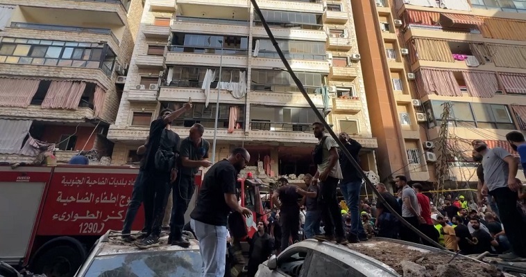 عمليات رفع الأنقاض مستمرّة للمبنى المستهدف في الضاحية