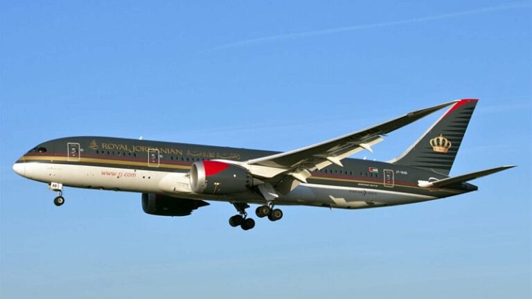 الأردن يعلق الرحلات الجوية إلى بيروت