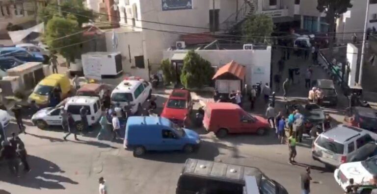 عدد كبير من الجرحى.. ونداءات للتبرع بالدم (فيديو – صور)